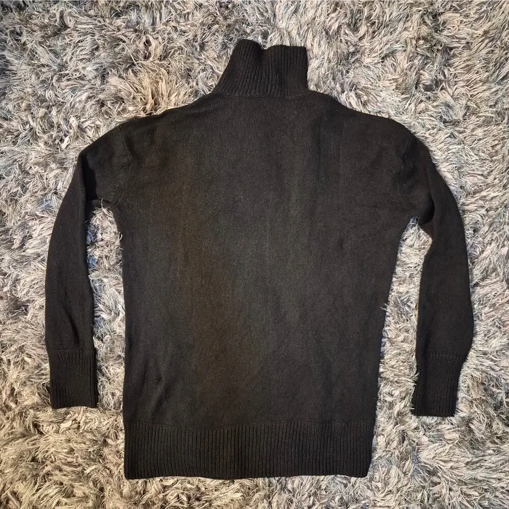 Vince Oversize Minimalist Cashmere Turtleneck Sweater With Side Slits - Picture 4 of 9